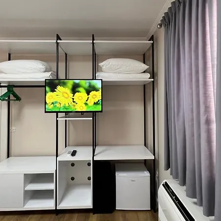 90 Boutique 地拉那